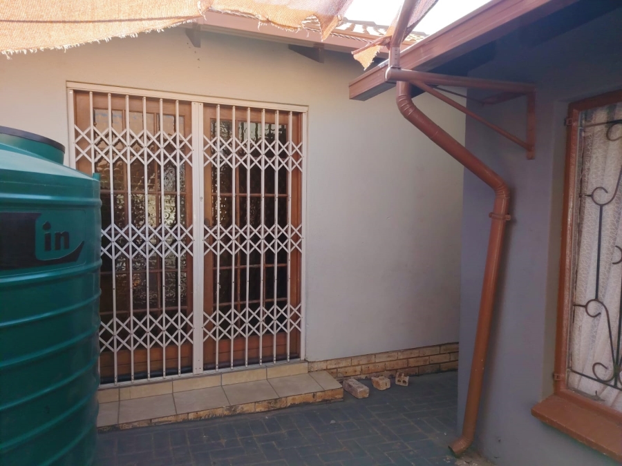 3 Bedroom Property for Sale in Tlhabane West North West